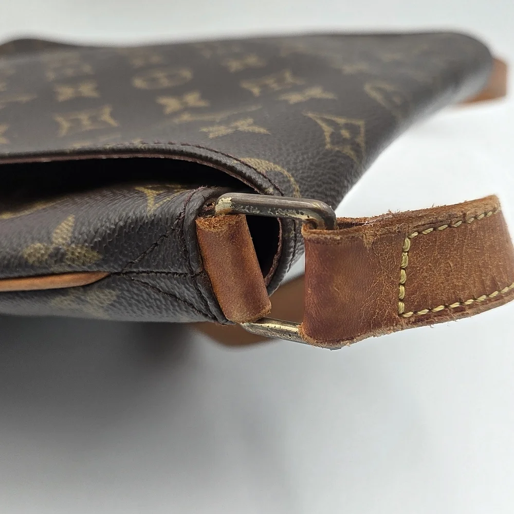 Authentic Louis Vuitton Brown Monogram Musette Salsa GM Shoulder Bag